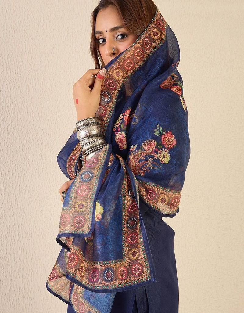 Notch Neck Straight Kurta With Trousers & Dupatta