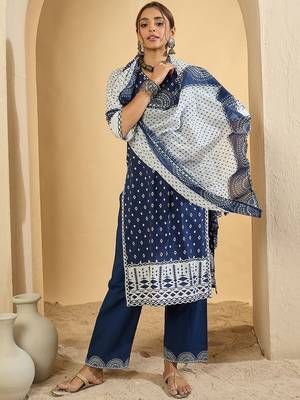 Geometric Printed V-Neck Pure Cotton Straight Kurta With Trousers & Dupatta 2