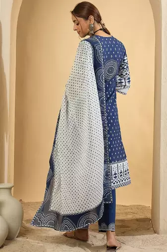 Geometric Printed V-Neck Pure Cotton Straight Kurta With Trousers & Dupatta