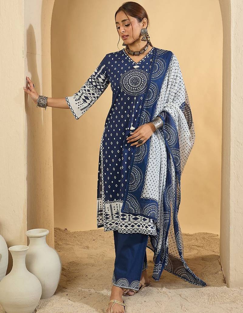 Geometric Printed V-Neck Pure Cotton Straight Kurta With Trousers & Dupatta