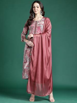 Floral Printed Kurta with Trousers & Dupatta 6