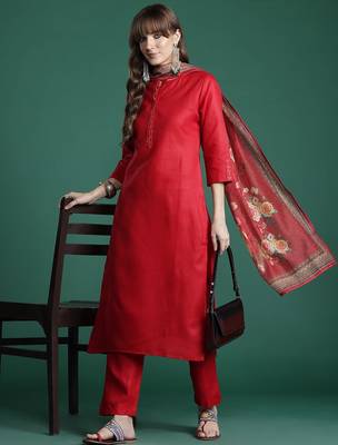 Ethnic Motifs Yoke Design Thread Work Kurta with Trousers & With Dupatta 1