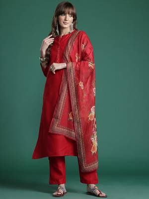 Ethnic Motifs Yoke Design Thread Work Kurta with Trousers & With Dupatta 5