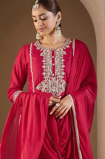 Women Paisley Yoke Design Regular Kurta with Trousers & With Dupatta