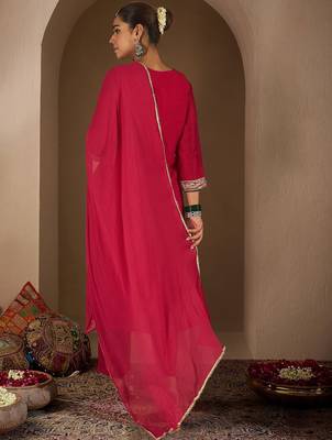 Women Paisley Yoke Design Regular Kurta with Trousers & With Dupatta 4