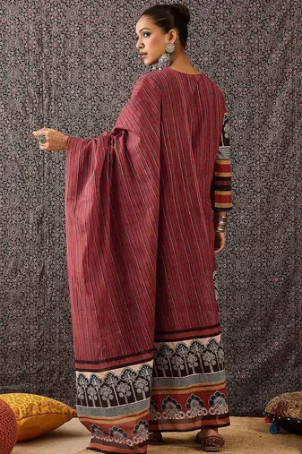 Women Floral Printed Regular Sequinned Pure Cotton Kurta with Trousers & With Dupatta