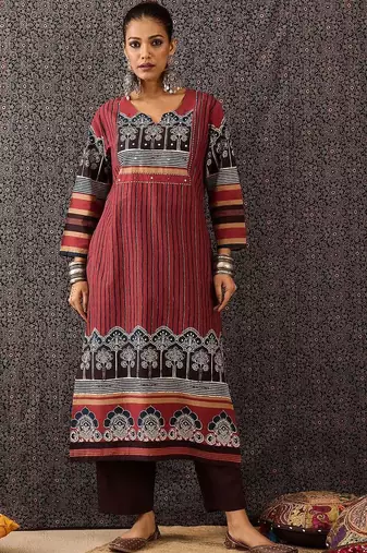 Women Floral Printed Regular Sequinned Pure Cotton Kurta with Trousers & With Dupatta