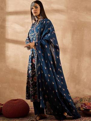 Women Floral Printed Angrakha Beads and Stones Pure Cotton Kurta with Trousers & With Dupatta 1