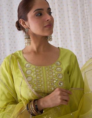 Floral Yoke Design Sequnnied Straight Kurta With Trousers & Dupatta 2