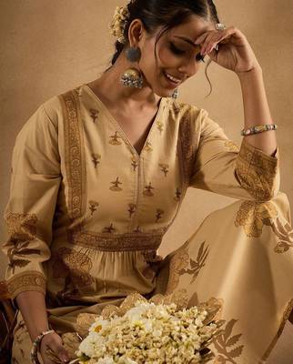 floral printed v-neck pleated  cotton a-line kurta with trouser 2