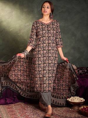 Floral Printed V-Neck Cotton Straight Kurta With Trousers & Dupatta 4