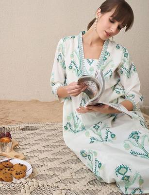 Ethnic Motifs Printed V-Neck Pure Cotton A-Line Kurta with Palazzos 7