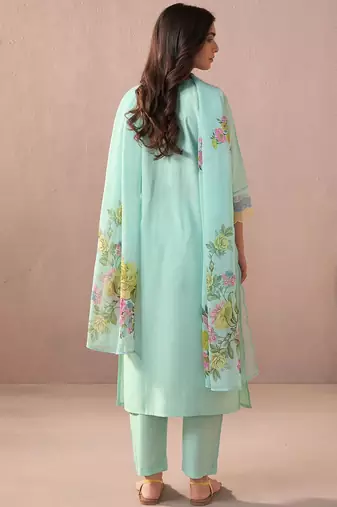 Women Floral Embroidered Regular Thread Work Kurta with Trousers & With Dupatta
