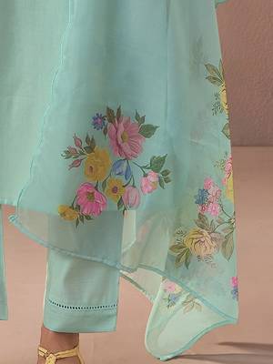 Women Floral Embroidered Regular Thread Work Kurta with Trousers & With Dupatta 6