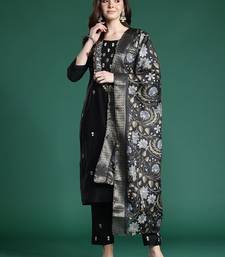 Floral Embroidered Thread Work Kurta with Trousers & With Dupatta