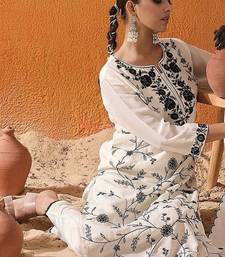 Women Floral Embroidered Regular Thread Work Kurta with Trousers & With Dupatta