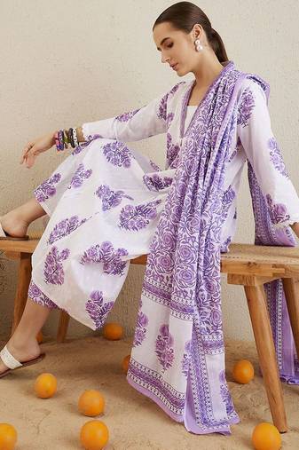 women floral printed panelled  cotton kurta with palazzos & with dupatta