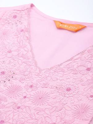 Floral Embroidered Panelled Thread Work Pure Cotton Kurta with Trousers & Dupatta 2
