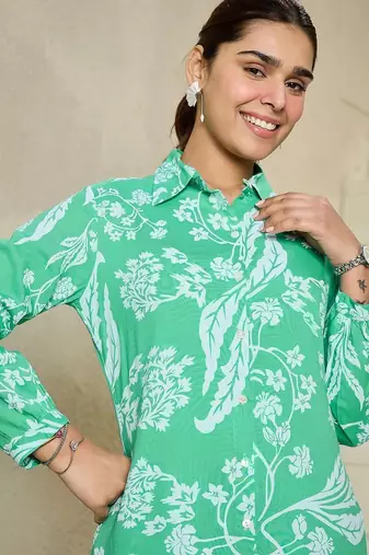 Floral Printed Shirt Collar Kurta With Trousers