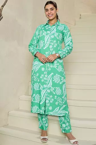 Floral Printed Shirt Collar Kurta With Trousers