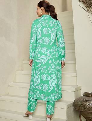 Floral Printed Shirt Collar Kurta With Trousers 6