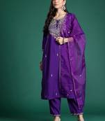 Ethnic Motifs Embroidered Sequinned Kurta with Trousers & With Dupatta
