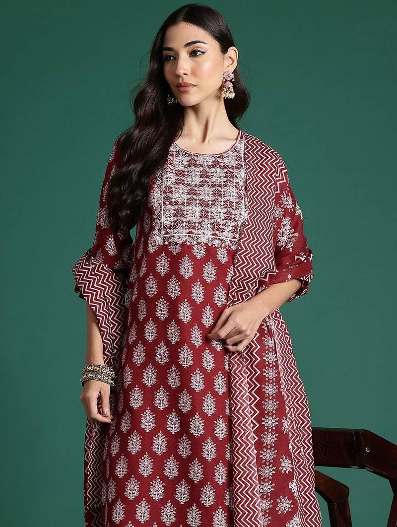 Ethnic Motifs Printed Thread Work Kurta with Trousers & With Dupatta