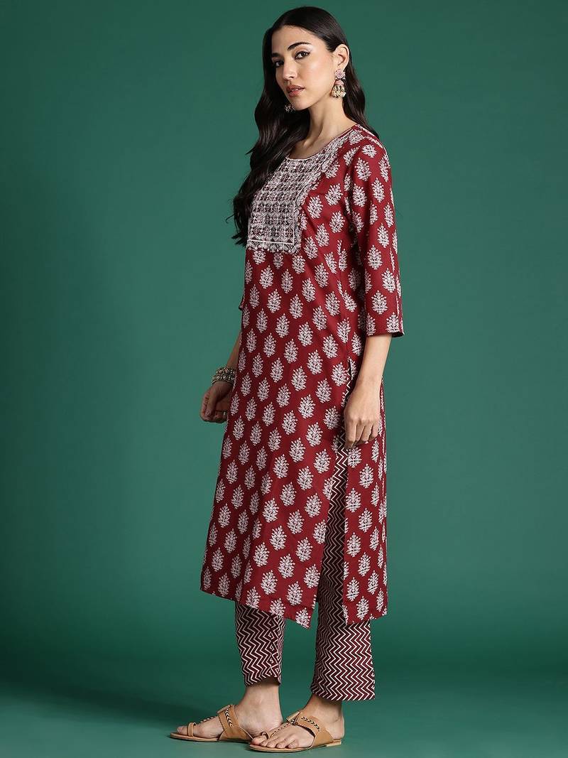 Ethnic Motifs Printed Thread Work Kurta with Trousers & With Dupatta