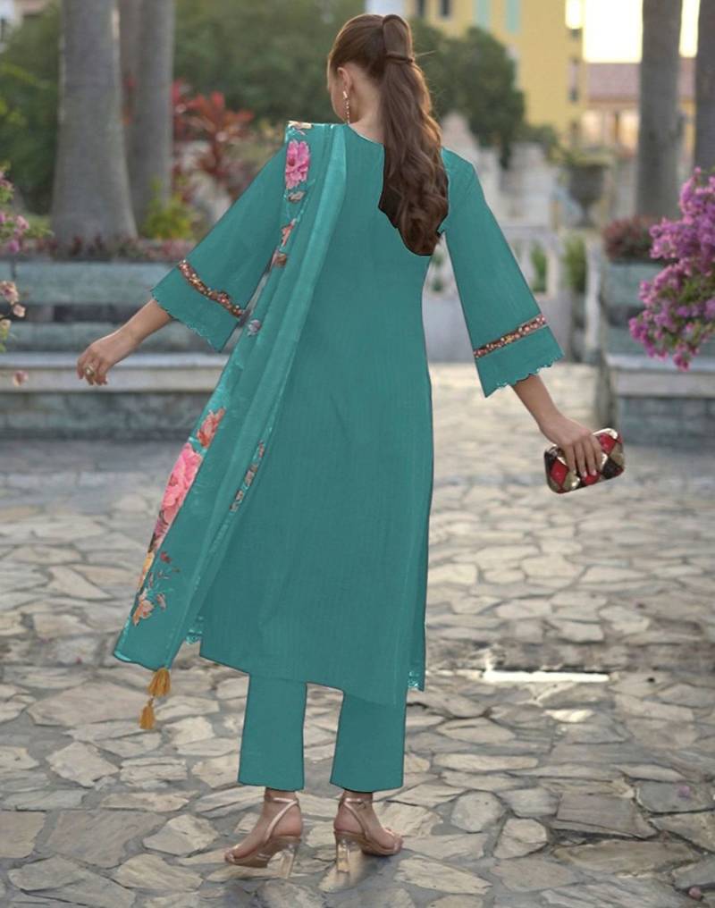 Floral Embroidered Regular Thread Work Pure Cotton Kurta with Trousers & Dupatta