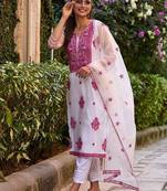 Women Floral Embroidered Regular Thread Work Kurta with Trousers & With Dupatta
