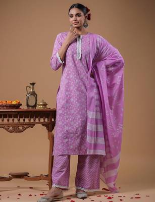 Women Lavender Floral Printed Regular Kurta with Palazzos & With Dupatta 1
