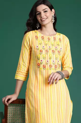 Floral Embroidered Thread Work Pure Cotton Kurta with Trousers