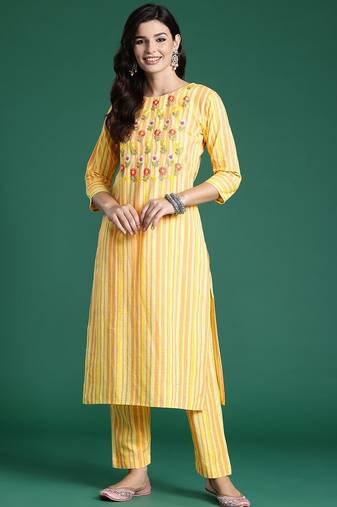 floral embroidered thread work  cotton kurta with trousers