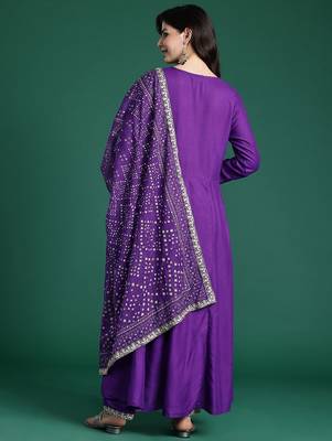 Embroidered Sequinned Kurta With Trousers & Dupatta 7