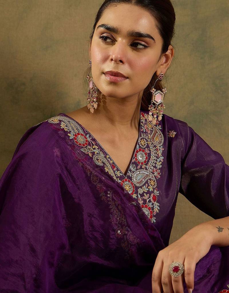 Ethnic Motifs Embroidered Kurta With Trousers & Dupatta