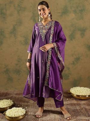 Ethnic Motifs Embroidered Kurta With Trousers & Dupatta 1