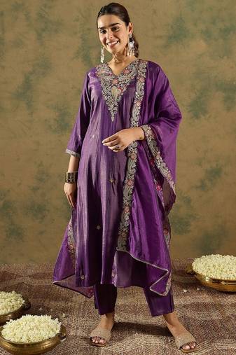 Ethnic Motifs Embroidered Kurta With Trousers & Dupatta