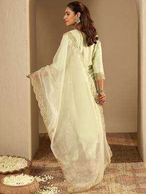 Floral Embroidered Notched Neck Liva Straight Kurta With Trousers & Dupatta 5