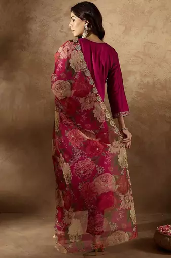 Women Floral Embroidered Regular Kurta with Trousers & With Dupatta