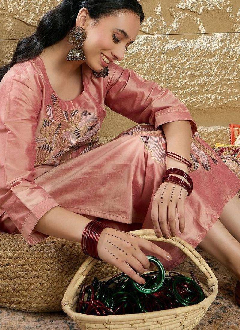 Women Embroidered Regular Thread Work Kurta with Trouser