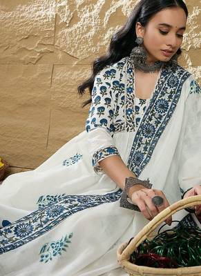 Women Printed Empire Pure Cotton Kurta with Trousers & With Dupatta 2