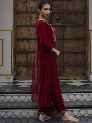 Women Ethnic Motifs Embroidered Regular Velvet Kurta with Trousers & With Dupatta 4