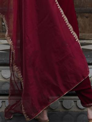 Women Ethnic Motifs Embroidered Regular Velvet Kurta with Trousers & With Dupatta 6