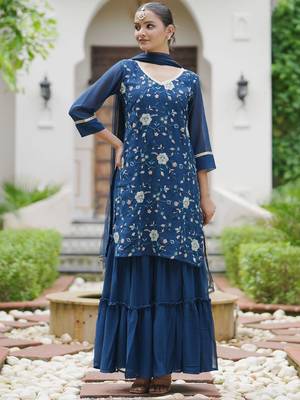 Women Floral Embroidered Regular Sequinned Kurta with Sharara With Dupatta 1