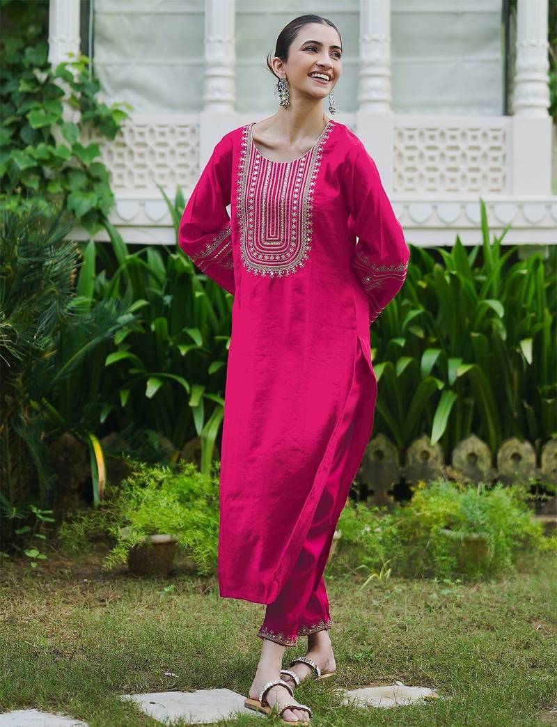Women Ethnic Motifs Embroidered Regular Sequinned Kurta with Trousers