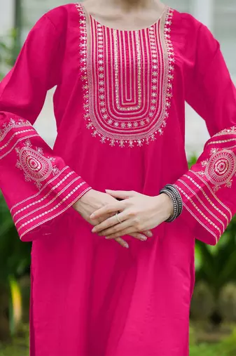 Women Ethnic Motifs Embroidered Regular Sequinned Kurta with Trousers