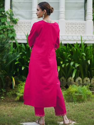 Women Ethnic Motifs Embroidered Regular Sequinned Kurta with Trousers 4