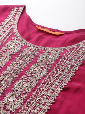 Women Ethnic Motifs Embroidered Zari Liva Kurta With Trousers & Dupatta 2