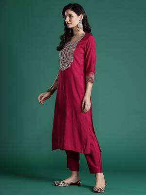 Women Ethnic Motifs Embroidered Zari Liva Kurta With Trousers & Dupatta 6
