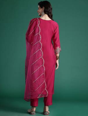Women Ethnic Motifs Embroidered Zari Liva Kurta With Trousers & Dupatta 7
